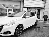 gebraucht Peugeot 208 1.2 PureTech Signature S/S