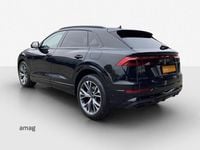 Gebraucht Audi Q8 Ambiente 394 PS (289 kW) 2024 Mythosschwarz metallic SUV