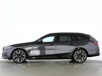Neu BMW 550e Comfort Edition 489 PS (359 kW) 2025 Grau Kombi