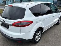 Gebraucht Ford S-MAX Titanium 140 PS (102 kW) 2014 Van / Kleinbus