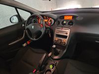 Gebraucht Peugeot 308 SW 112 PS (82 kW) 2010 Kombi