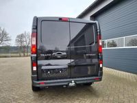 gebraucht Renault Trafic L2H1 2.0 dCi 130PS Komfort 3,0t 3-Sitzer LED-Scheinw. Klima AHK Navi DAB Bluetooth PDC v+h Rückf.Kamera Tempomat