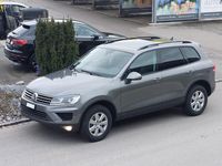 Gebraucht VW Touareg 262 PS (192 kW) 2015 SUV
