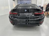 gebraucht BMW 330 i