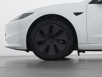 Gebraucht Tesla Model 3 RWD 208 kW (283 PS) 2024 Limousine
