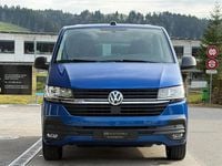 Gebraucht VW Multivan Trendline 150 PS (110 kW) 2026 Blau Van