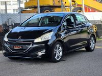 Gebraucht Peugeot 208 Allure 115 PS (84 kW) 2014 Kleinwagen