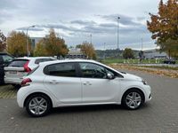 gebraucht Peugeot 208 1.2 PureTech Style