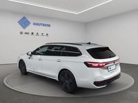 Gebraucht VW Passat R-line 150 PS (110 kW) 2025 Weiss Kombi