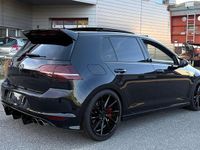 Gebraucht VW Golf VII R 301 PS (221 kW) 2017