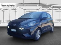 Neu Hyundai i10 63 PS (46 kW) 2025 Grau Kleinwagen
