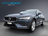 Gebraucht Volvo V60 CC Plus 250 PS (183 kW) 2023 Blau Kombi