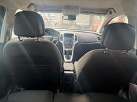 Gebraucht Opel Astra 180 PS (132 kW) 2012 Kombi