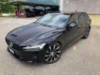 Gebraucht Volvo V60 R-Design 250 PS (183 kW) 2021 Kombi