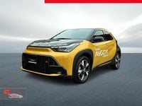Neu Toyota Aygo X Sport 116 PS (85 kW) 2025 Gelb SUV