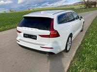 Gebraucht Volvo V60 Momentum 150 PS (110 kW) 2019 Kombi