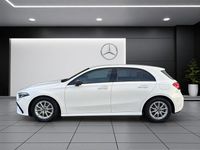 Gebraucht Mercedes A200 Night 163 PS (119 kW) 2025 Weiss Limousine