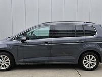Gebraucht VW Touran Comfortline 150 PS (110 kW) 2023 Van / Kleinbus