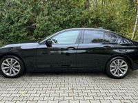 gebraucht BMW 520 d Essential Edition Steptronic