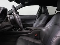 Gebraucht Lexus UX 250h 184 PS (135 kW) 2019 Silber SUV