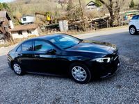 gebraucht Mercedes A200 AMG Line 7G-DCT