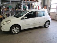 Gebraucht Renault Clio IV Collection 75 PS (55 kW) 2013 Weiss Limousine