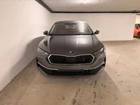 Neu Skoda Octavia Selection 150 PS (110 kW) 2026 Gray Kombi