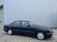 Gebraucht Mercedes E200 Classic 163 PS (119 kW) 2000