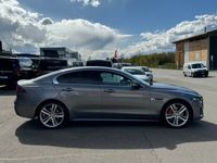 gebraucht Jaguar XE 2.0 R-Dynamic HSE P300 AWD Automat