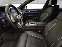 gebraucht BMW 745e M Sport