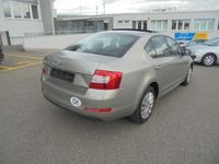 Gebraucht Skoda Octavia Ambition 105 PS (77 kW) 2014 Kleinwagen