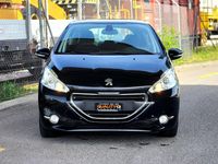 Gebraucht Peugeot 208 Allure 115 PS (84 kW) 2014 Kleinwagen