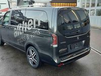 Gebraucht Mercedes V250 Style 190 PS (139 kW) 2024 Grau Van / Kleinbus