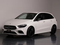Gebraucht Mercedes B200 AMG line 163 PS (119 kW) 2023 Weiss Van / Kleinbus