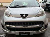 Gebraucht Peugeot 107 68 PS (50 kW) 2011 Kleinwagen