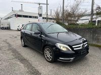 Gebraucht Mercedes B200 Active 156 PS (114 kW) 2012 Van / Kleinbus