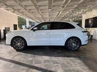 Gebraucht Porsche Cayenne 470 PS (345 kW) 2025 SUV