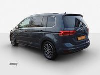 Gebraucht VW Touran Highline 150 PS (110 kW) 2024 Delfingrau metallic Van / Kleinbus