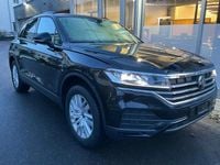 Gebraucht VW Touareg 231 PS (169 kW) 2026 Schwarz SUV