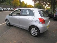 gebraucht Toyota Yaris 1.33 Linea Luna