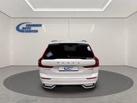 gebraucht Volvo XC60 2.0 B5 MH Ultimate Dark A