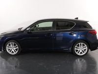 Gebraucht Lexus CT200h 136 PS (100 kW) 2019 Blau Limousine
