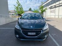 gebraucht Peugeot 208 1.2 PureTech Style