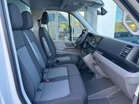 gebraucht VW Crafter 35 3640 2.0 TDI 140 Aut. Kofferaufbau mit Hebebühne