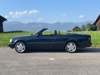 Gebraucht Mercedes E220 150 PS (110 kW) 1997 Cabrio