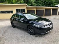Gebraucht VW Golf VIII Life 110 PS (80 kW) 2025 Schwarz Kombi