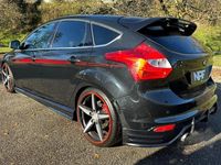 gebraucht Ford Focus 1.6 SCTi Magma Edition