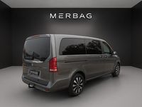 Gebraucht Mercedes V220 163 PS (119 kW) 2023 Grau Van / Kleinbus