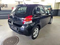 gebraucht Toyota Yaris 1.33 VVT-i Linea Luna