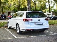 Gebraucht VW Passat Elegance 200 PS (147 kW) 2023 Kombi